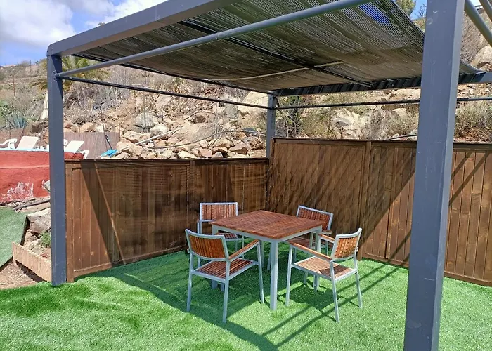 Casa Hoya Grande * San Bartolomé